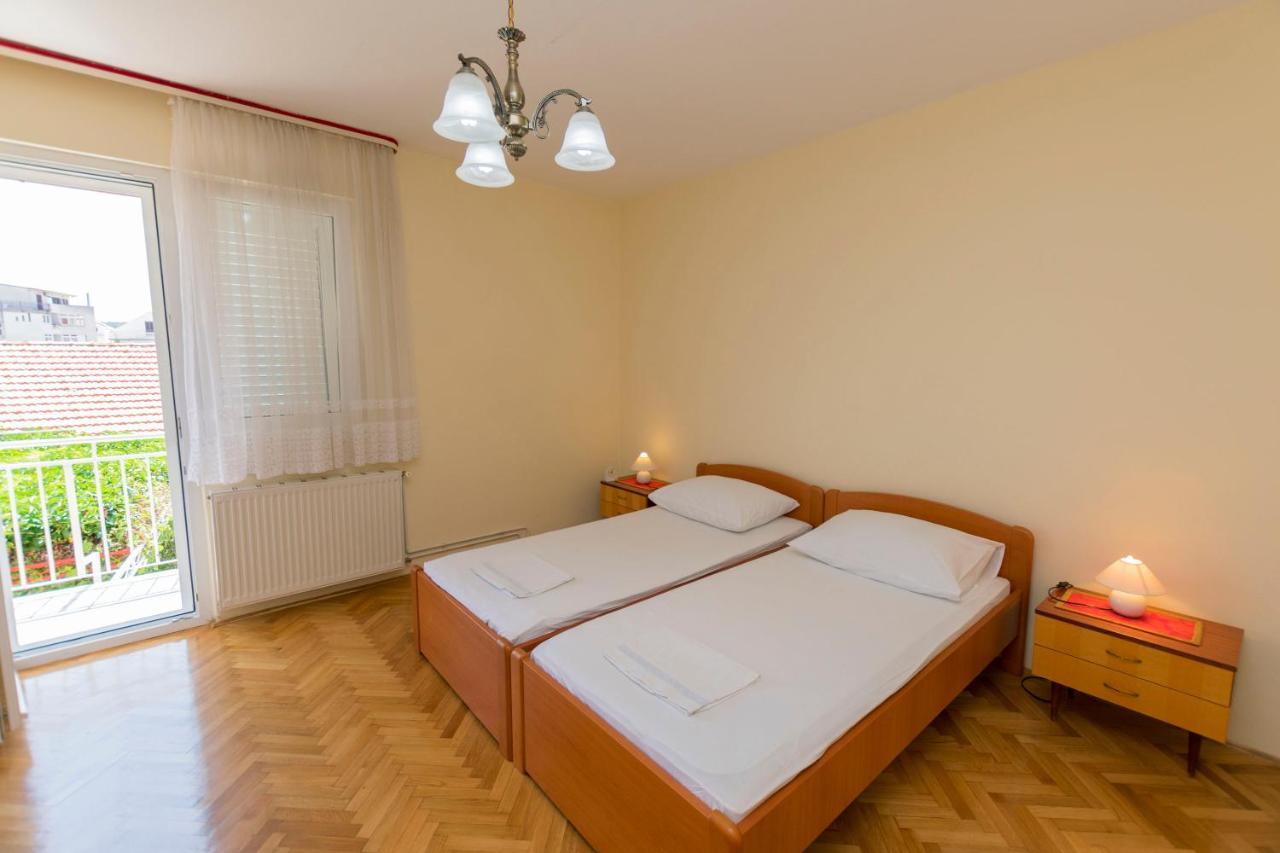 Apartment Hans Primošten Extérieur photo