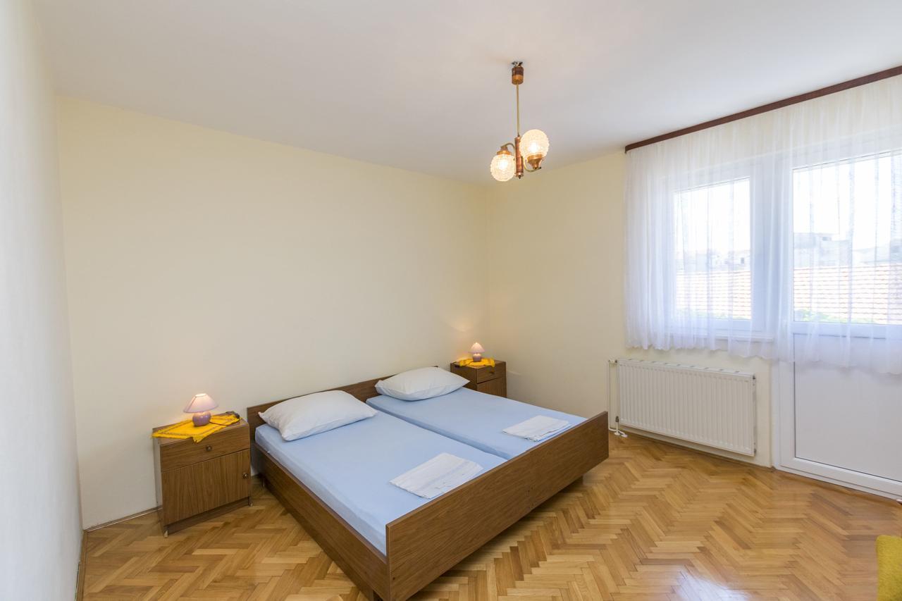 Apartment Hans Primošten Extérieur photo